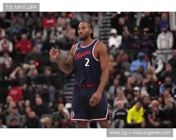 3胜3负西部第九!快船休赛期补强成笑话,保罗大洛低效,比尔遭雪藏